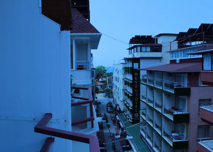 Mola Hotel